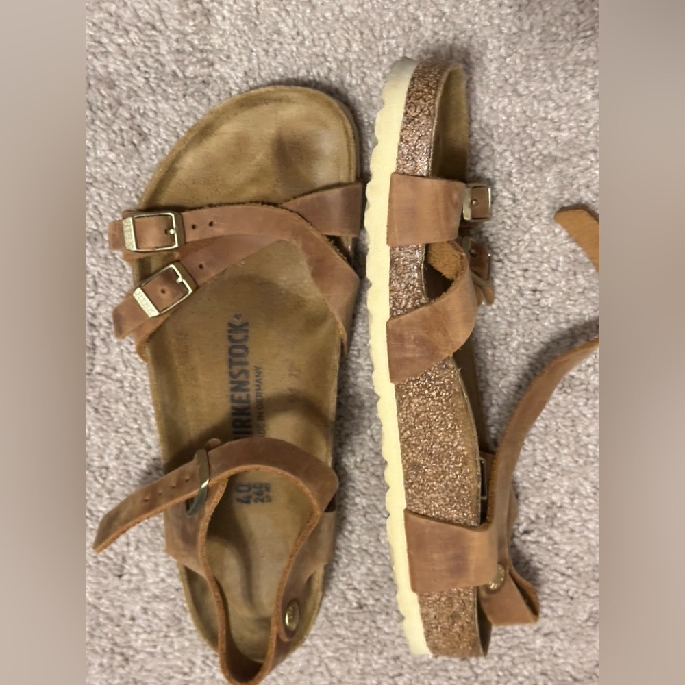 Birkenstock Women's Tan Sandals